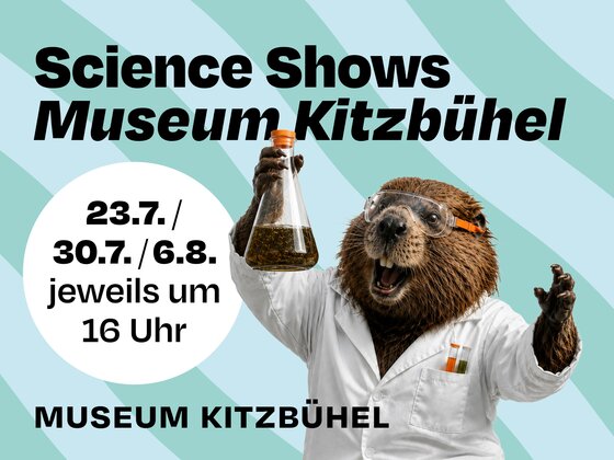 Ein Bär in einem weißen Laborkittel hält ein Reagenzglas. Ankündigung für Wissenschaftsshows im Museum Kitzbühel.