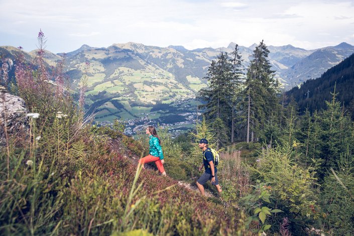 Hikers at Seidlalmsee