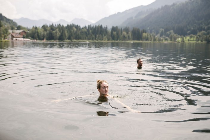 swimming in the black lake 