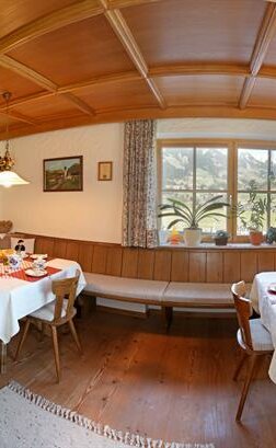Lindenhof_Kitzbühel_Frühstücksraum