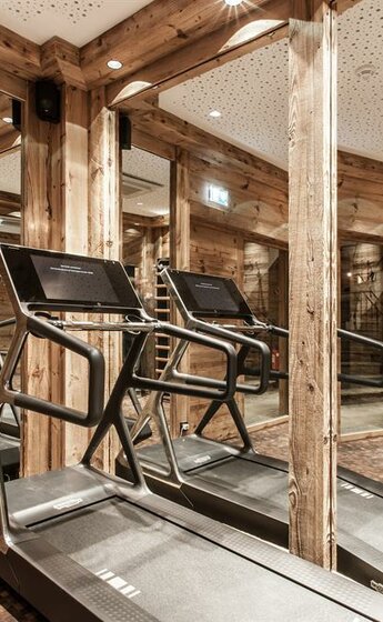 Hahnenkammm Lodge Gym