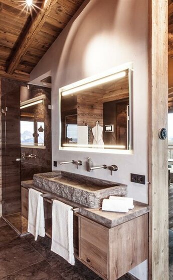 Hahnenkamm Lodge Bad