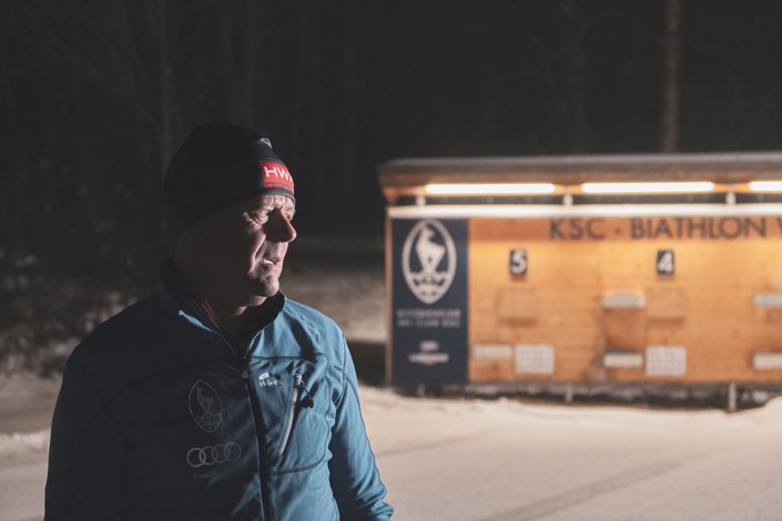Toni am Schießstand