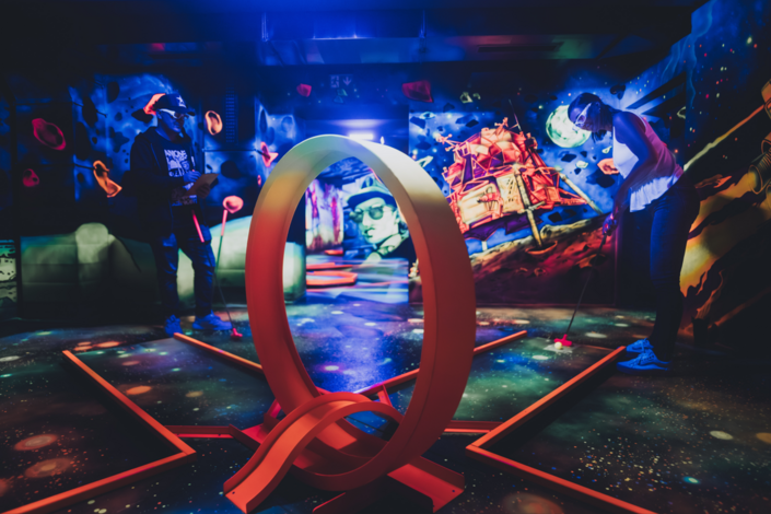 3D Blacklight Minigolf Ferleiten