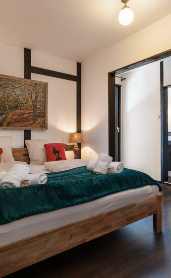 Schlafzimmer 1