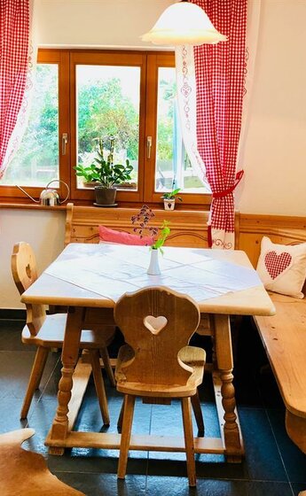 Gästehaus_Jochberg_Kitzbühel_Frühstücksraum