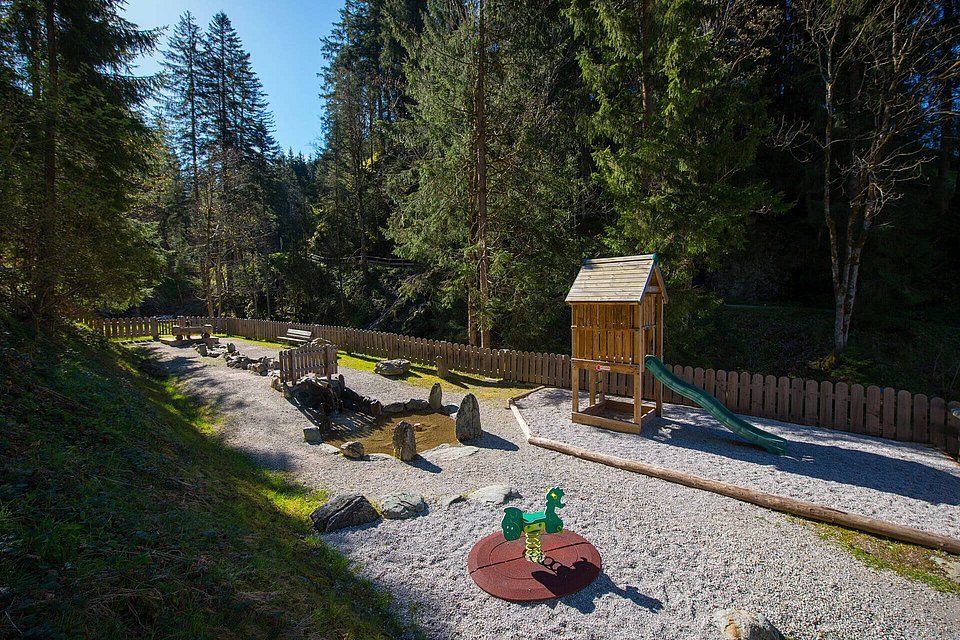 Spielplatz beim Sintersbacher Wasserfall