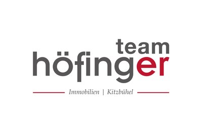 Immobilien Höfinger Ein Logo von team höfinger. Es präsentiert Immobilien in Kitzbühel.