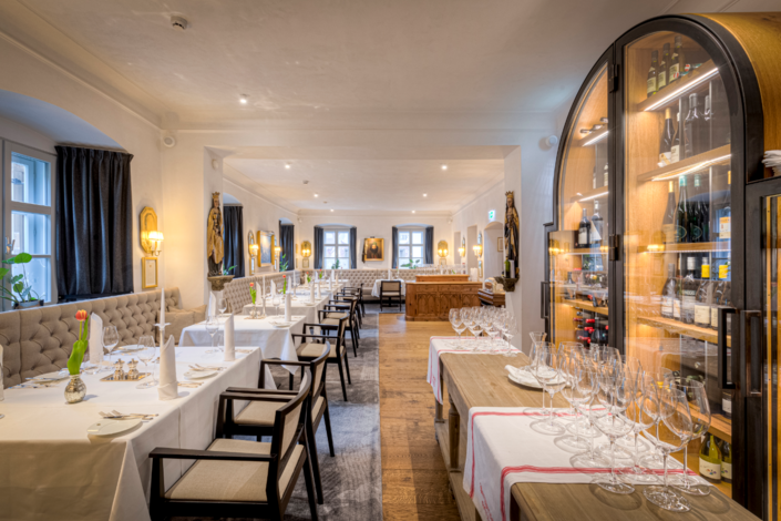 Restaurant mit Weinbar 