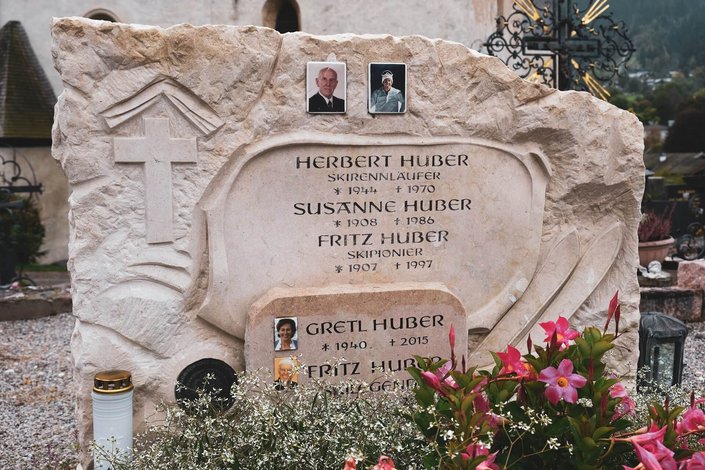 The grave of the family Huber
