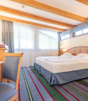 hotel-kaiserhof-kitzbuehel-doppelzimmer-standard-s