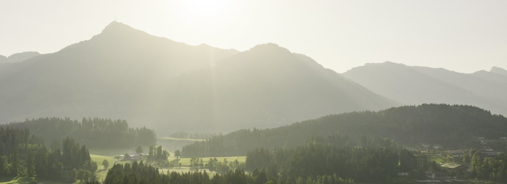 Morgenlandschaft mit Blick auf den Schwarzsee