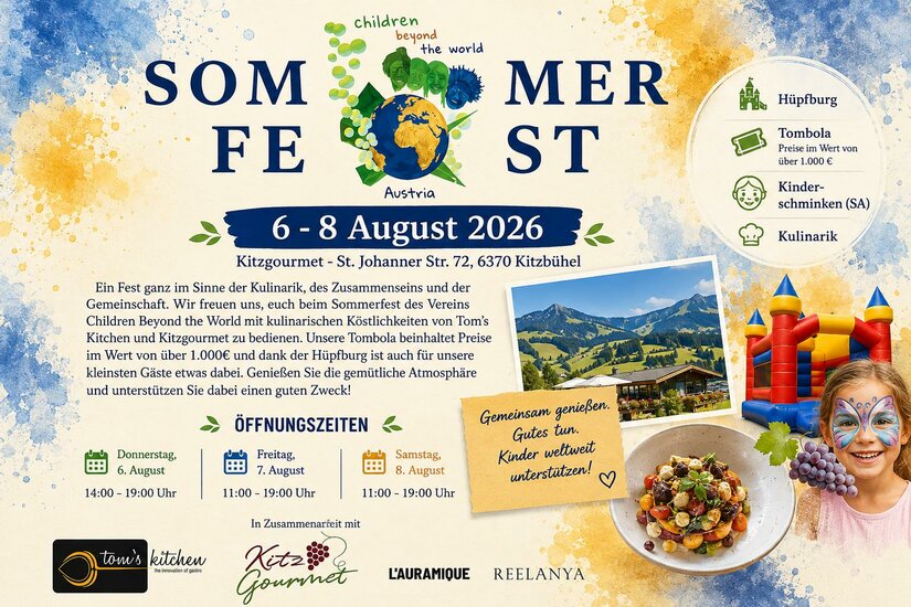 Veranstaltungsplakat für das Sommerfest in Kitzbühel mit Informationen zu Programm, Datum und Ort.