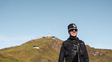 Runner with the Kitzbüheler Horn in the backround