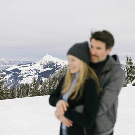 Couple on a winter hike in Kitzbühel 