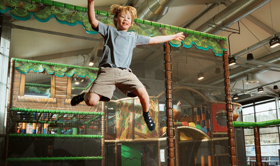 LisiWorld Indoor Playground Sprungmatten LisiWorld Indoor Playground Sprungmatten