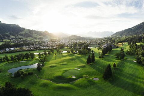 [Translate to EN:] Golfplatz Kitzbühel-Kaps im Sommer
