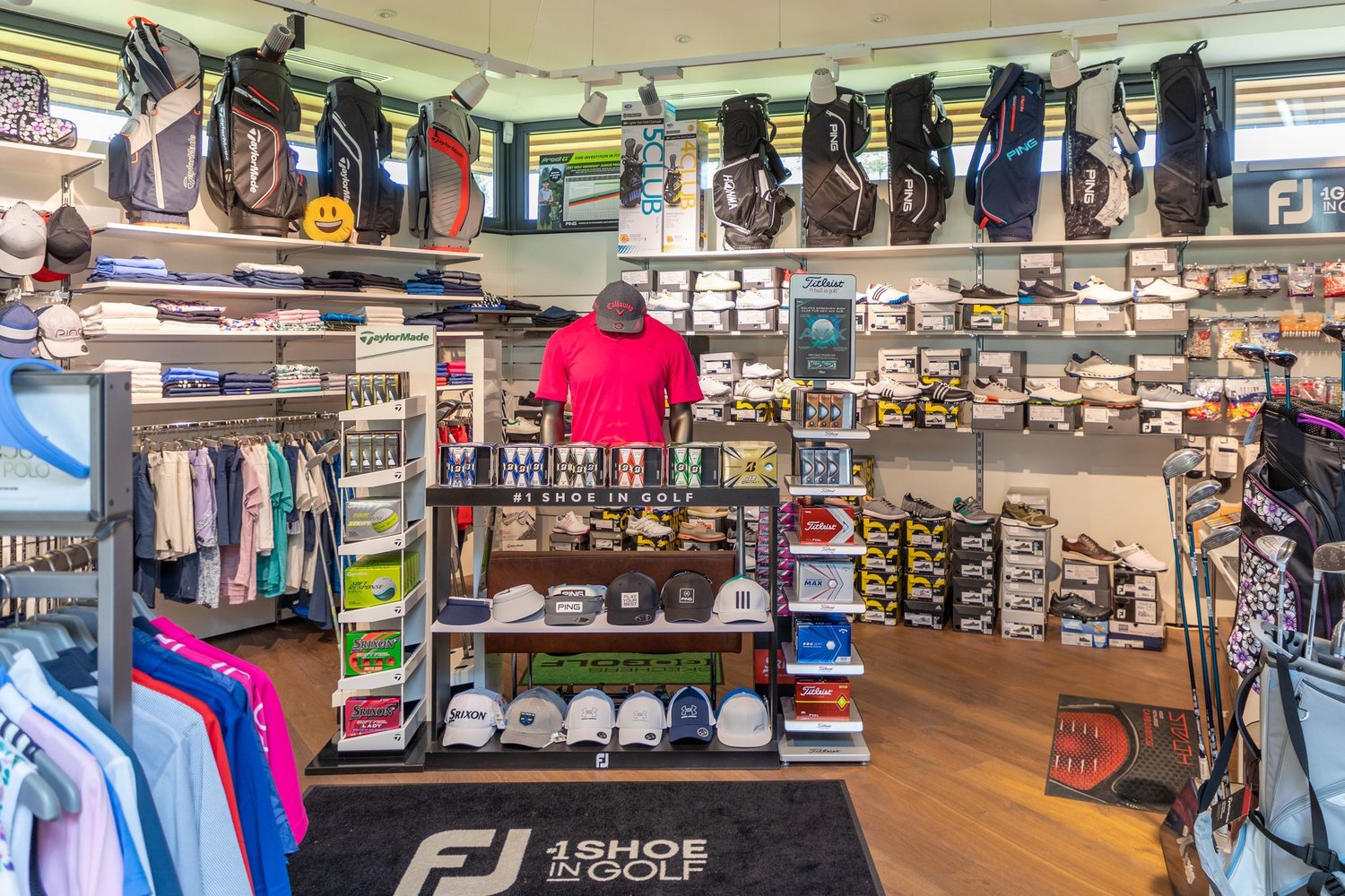 golf-shop-golfplatz-schwarzsee