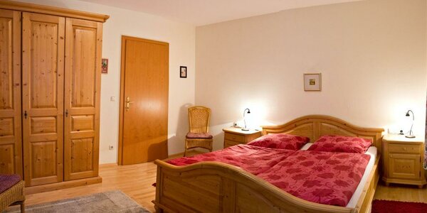 App 2 Schlafzimmer