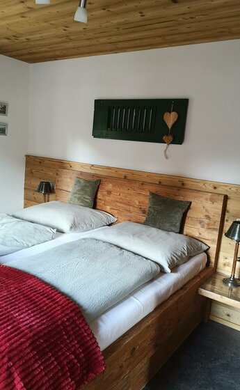 Schlafzimmer 2