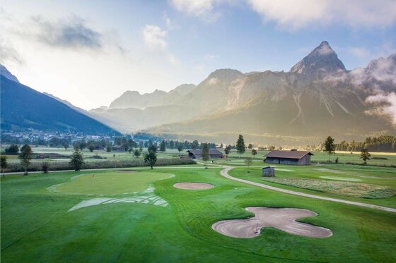 TVB Golf 03.jpg