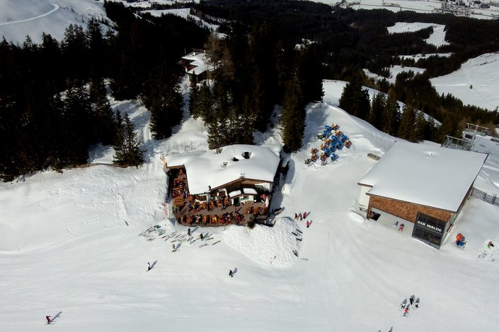 Hahnenkammstüberl im Winter
