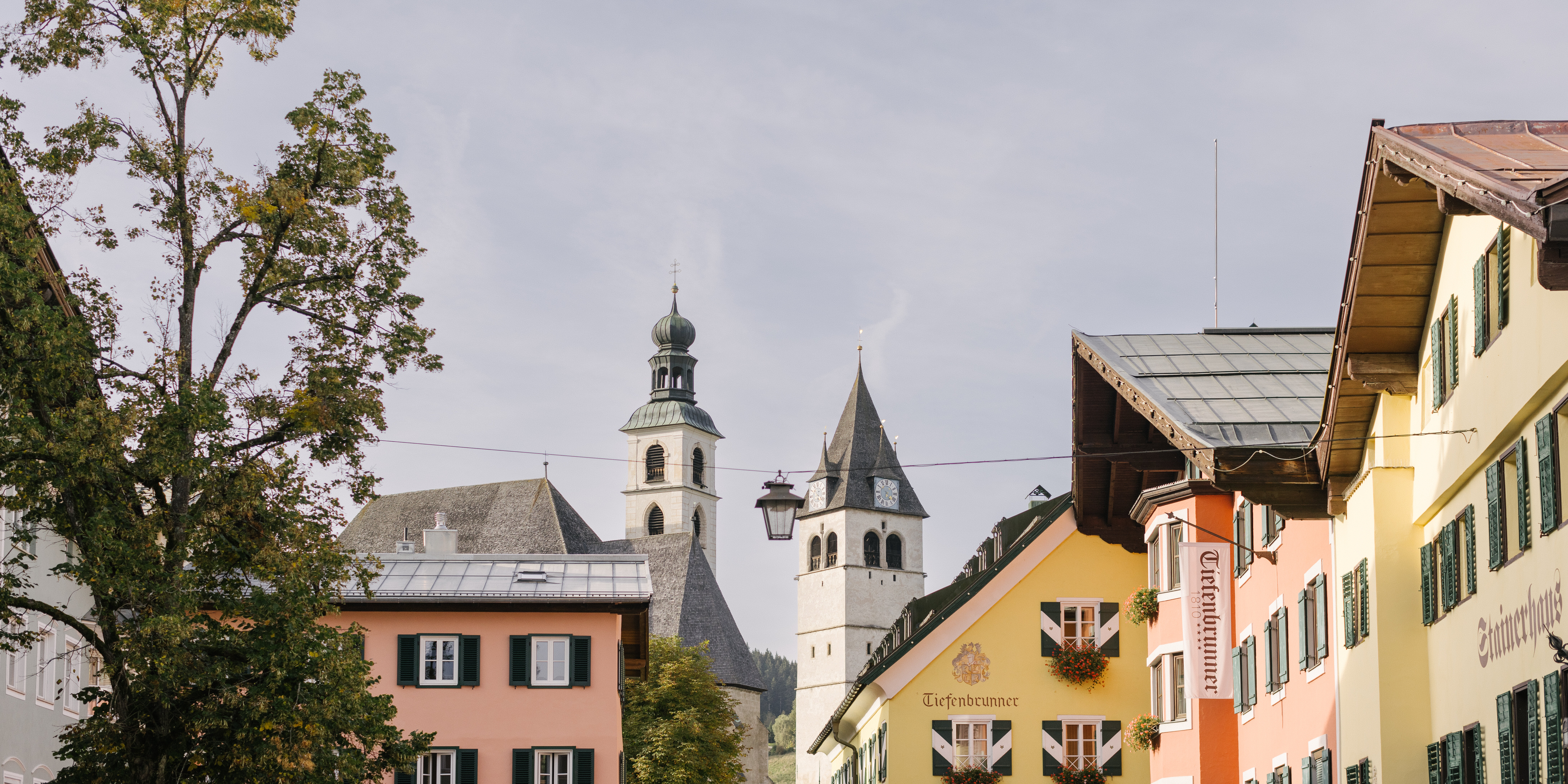Stadtaufnahmen Innenstadt Herbst Kitzbühel (c) Kitzbühel Tourismus (2)