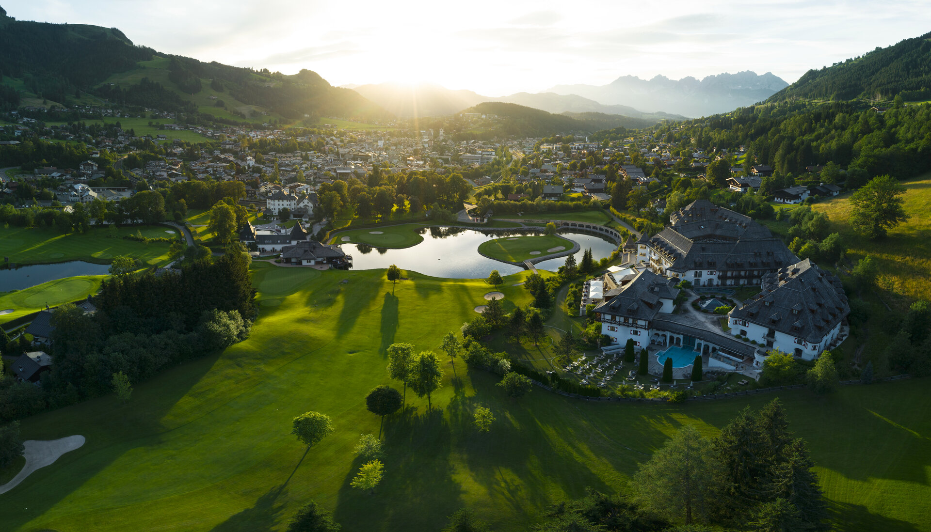 Golfhotels  in Kitzbühel entdecken und Golfurlaub planen