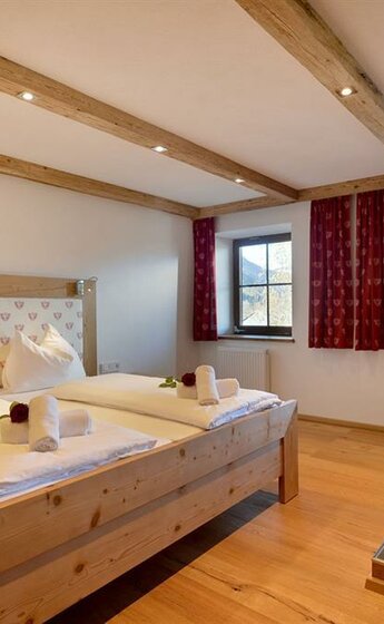 Schlafzimmer-Badezimmer 1
