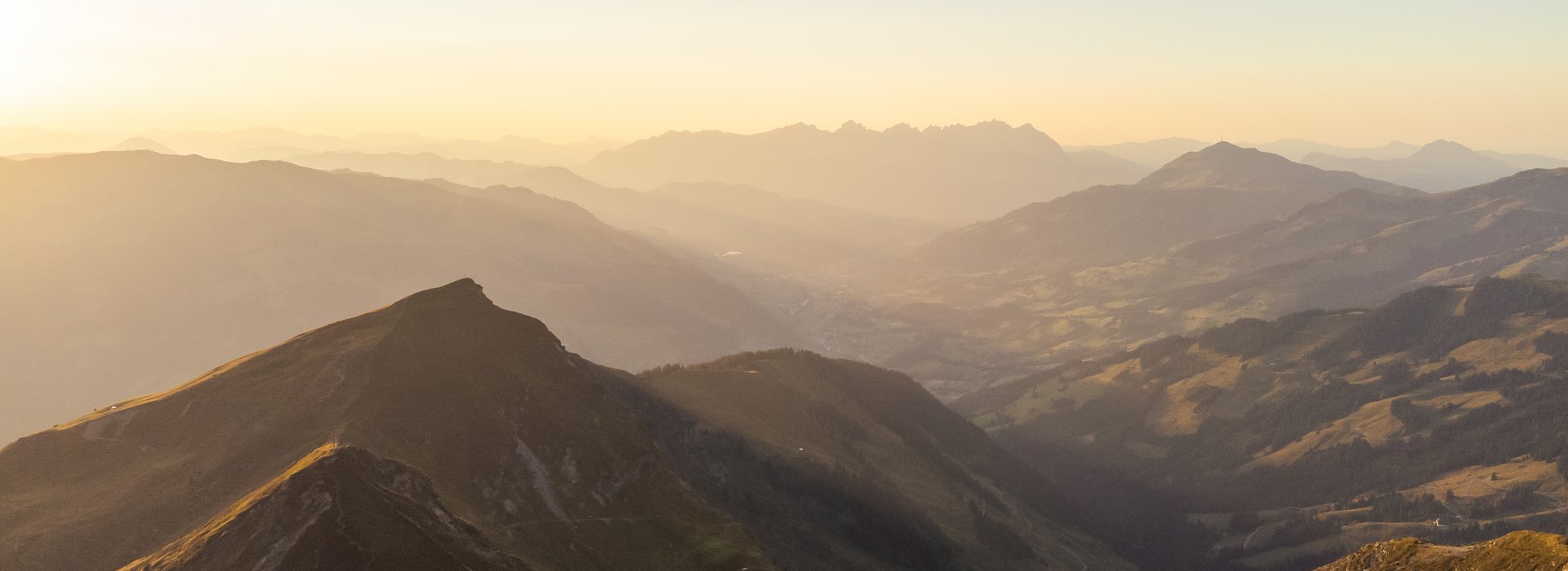 Traumhafte Bergkulisse der Kitzbüheler Südberge