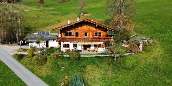 Haus,Trone
