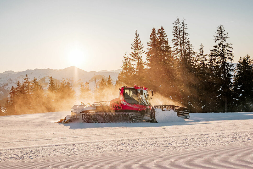 Snow groomer in Kitzbühel