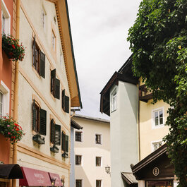 Kitzbühel town centre with its colourful house facades