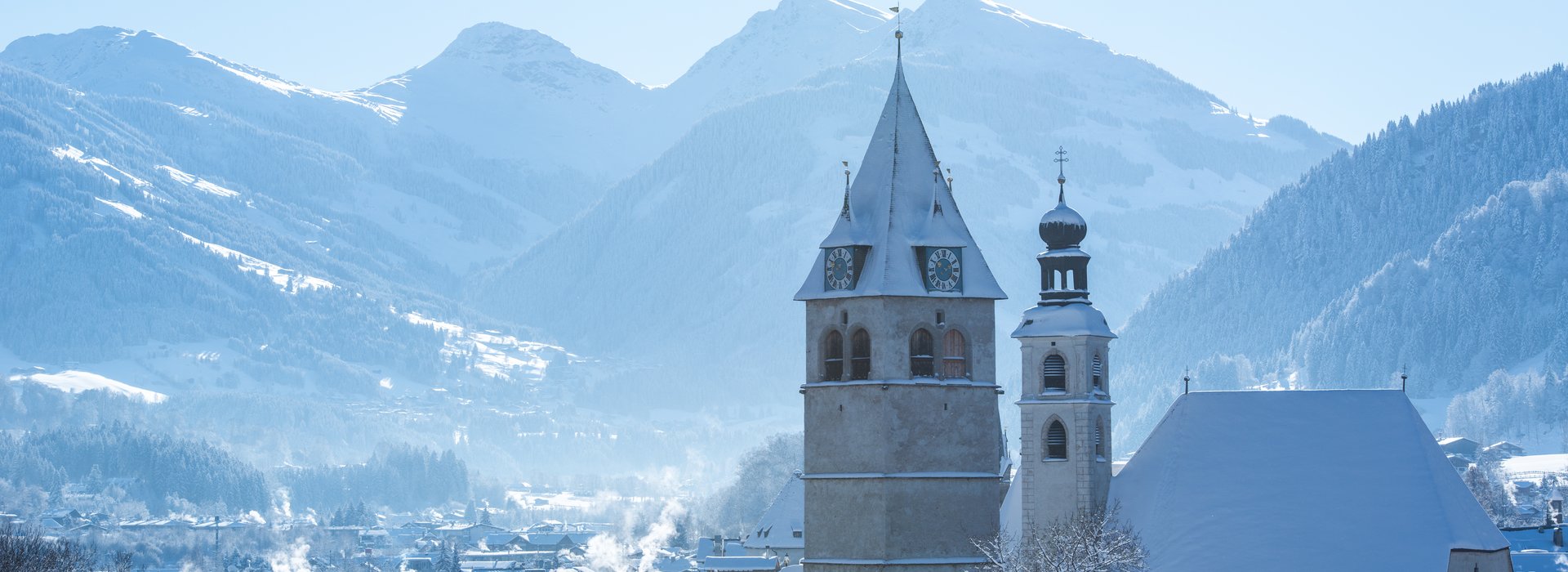 city of kitzbühel in winter 