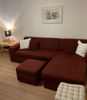 Residenz am Berg Wohnraum mit Couch