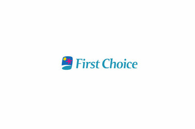 First Choice Holidays Logo Logo von First Choice mit blauem Schriftzug und quadratischem Symbol links daneben.