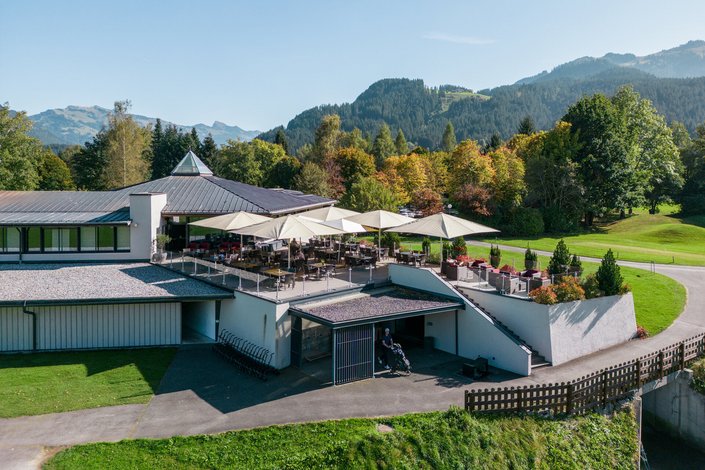 Clubhouse and restaurant at the Kitzbühel-Schwarzsee-Reith golf course