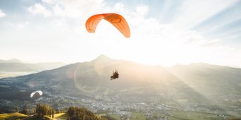 Paragliding