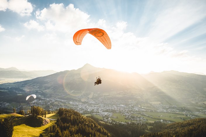 paragliding about kitzbuehel 