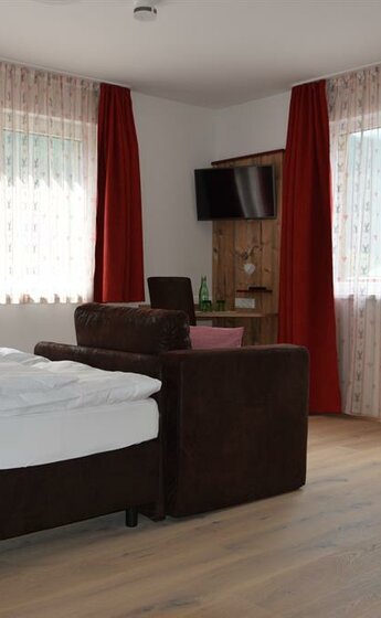 Doppelzimmer.jpg