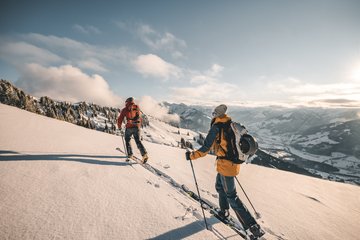 Skitour und Bergpanorama