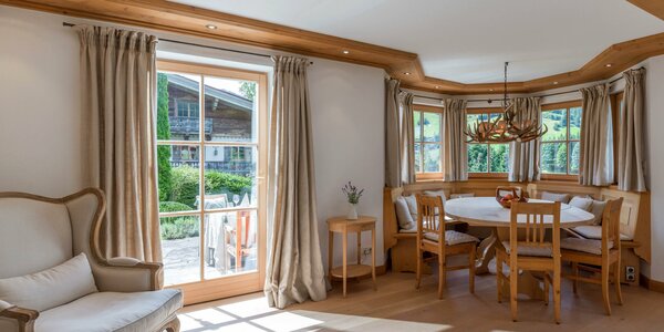 Haus_Schmidt_OB_80_Oberhausenweg_80_Jochberg_Wohnz