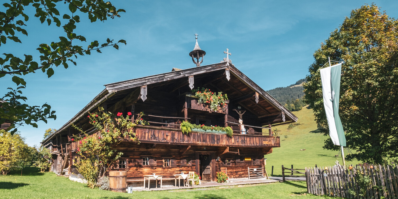 LocalHero Willi Gianmoena Bauernhausmuseum Kitzbühel (c) Kitzbuehel Tourismus (4) Das Kitzbüheler Bauernhausmuseum am Römerweg