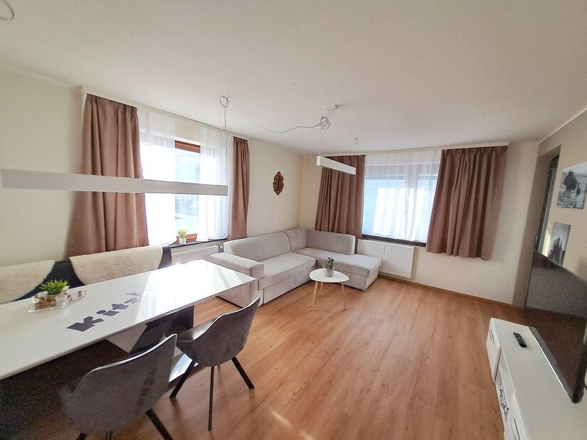 DeNi Apt_ Kitzbühel 2 Wohnzimmer