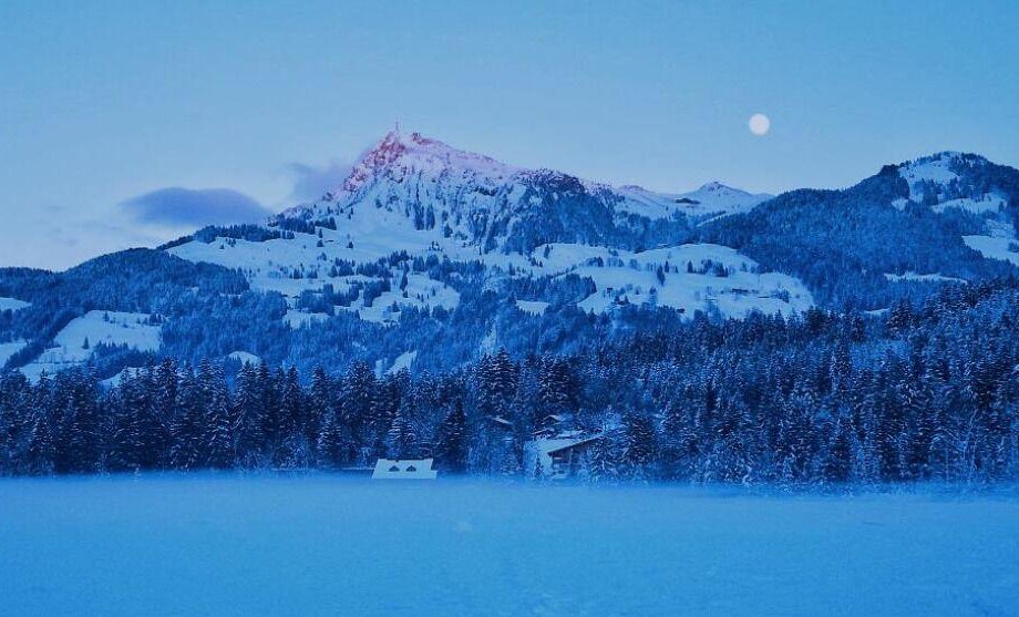 Schwarzsee-Winter.jpg