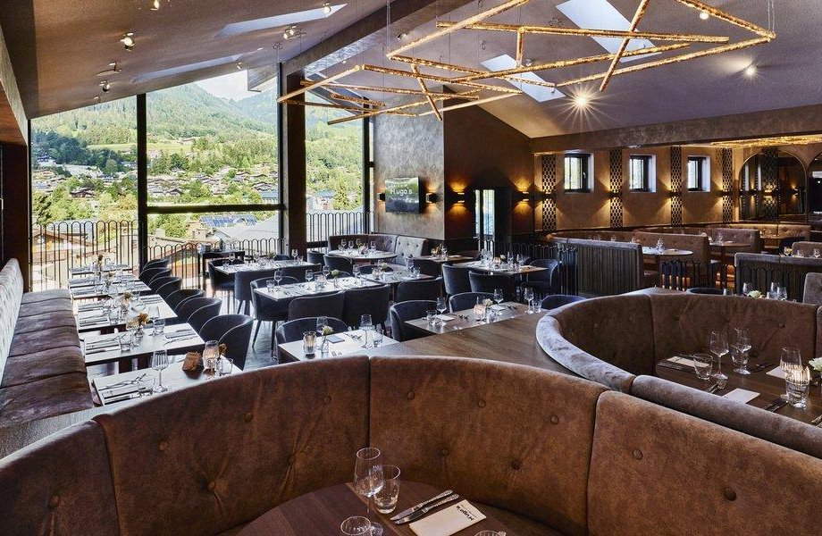 Hugos-Pizza-Bar-Lounge.jpg