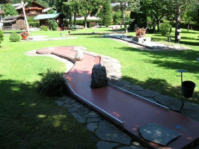 Minigolfplatz-Kirchberg-3.jpg