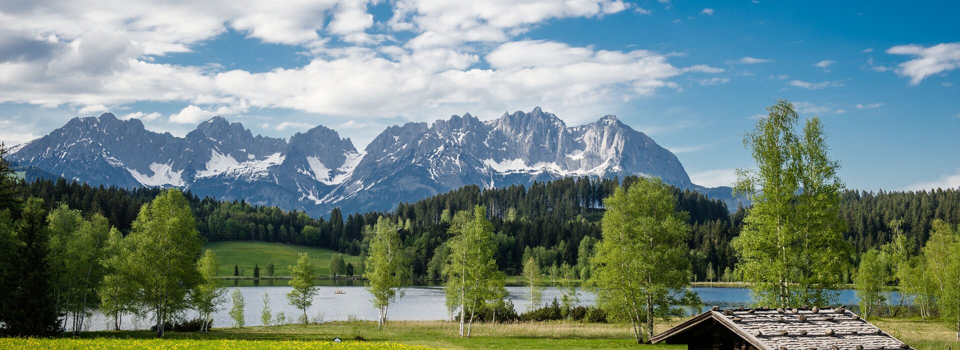 [Translate to EN:] Herrliche Landschaft am Kitzbüheler Schwarzsee 