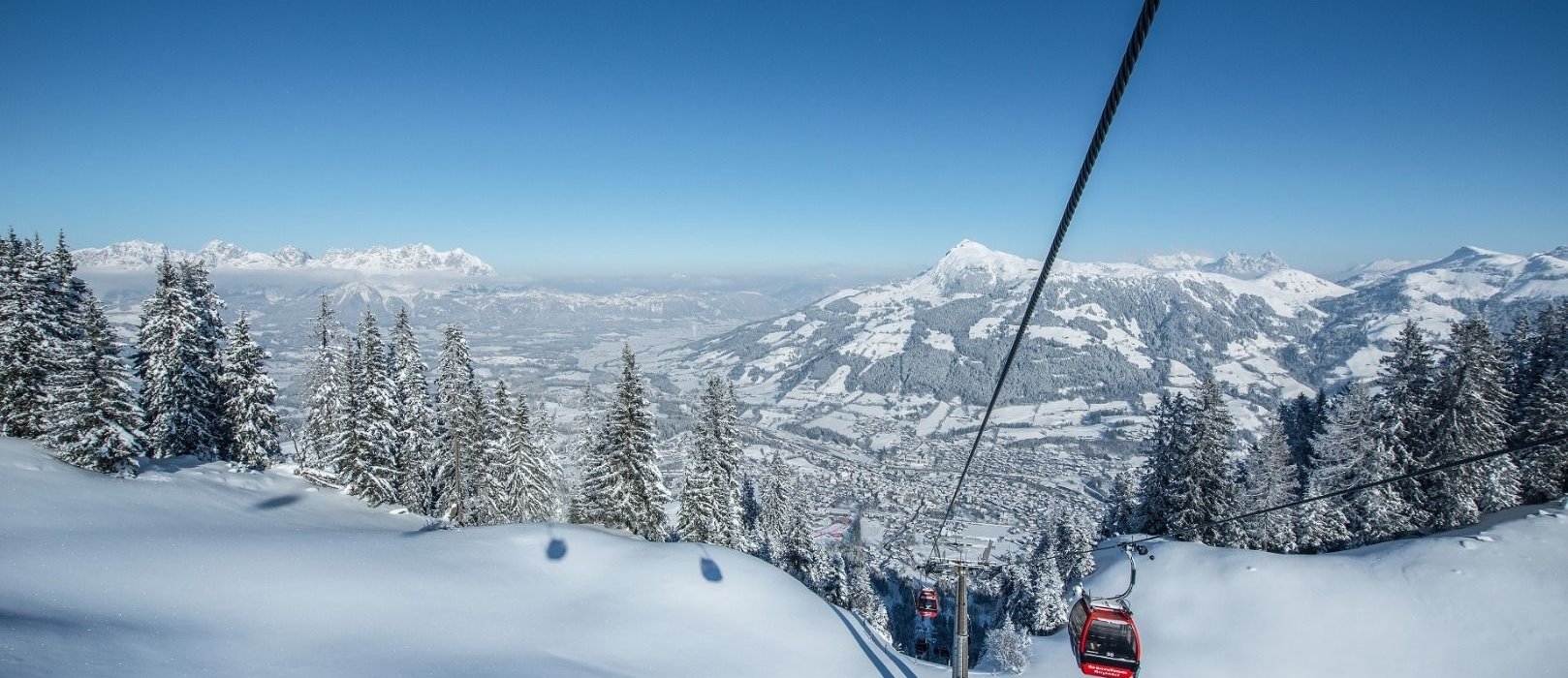 Hahnenkammbahn im Winter 